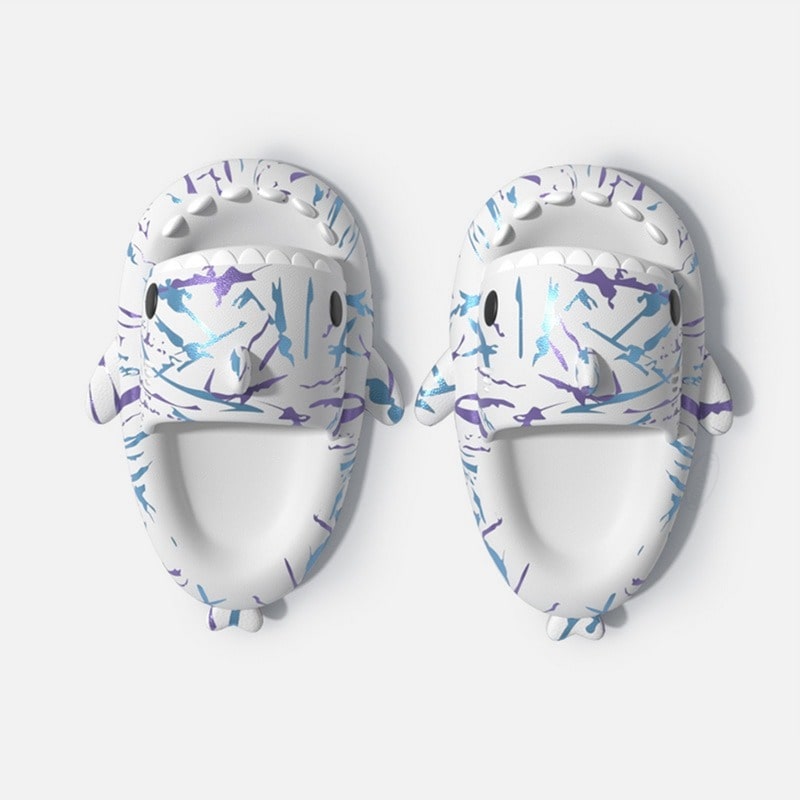 https://cdn.shopify.com/s/files/1/0640/2657/5074/products/punk-gray_summer-lovely-shark-slippers-tiger-panda_variants-6-min.jpg?v=1668634391